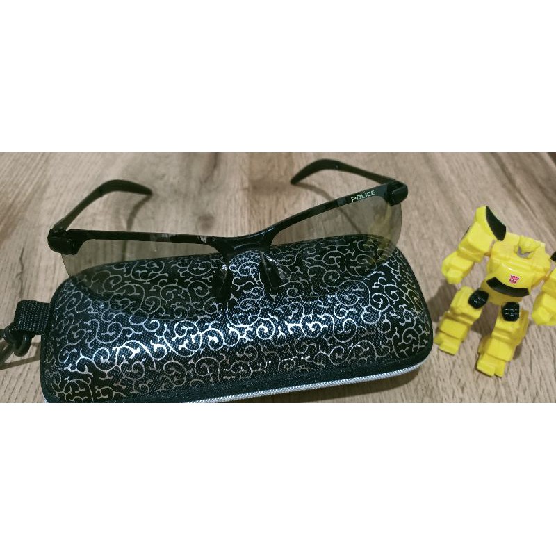 Kacamata photocromic polarized