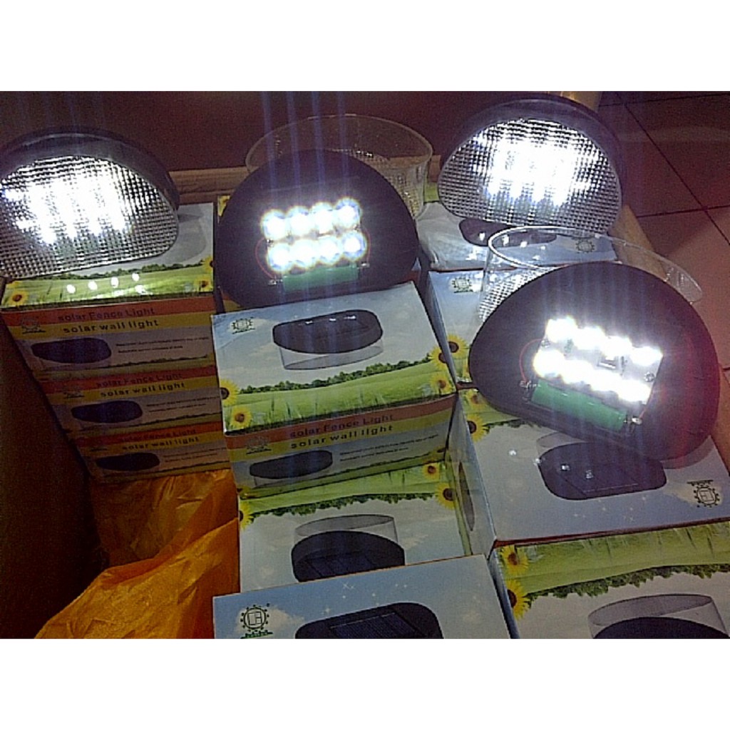 Lampu Dinding 8 led 8led tembok pagar tangga solar power tenaga surya matahari hemat mudah pasang