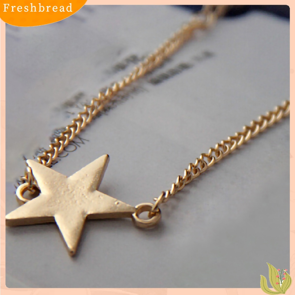 (Fresh) Gelang Tangan Rantai Alloy Aksen Bulan + Bintang Warna Gold Untuk Pasangan / Pria / Wanita / Pesta