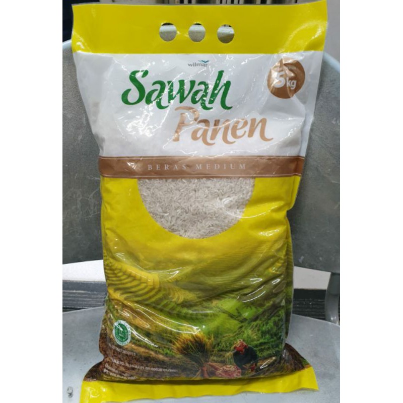 

beras sawah panen