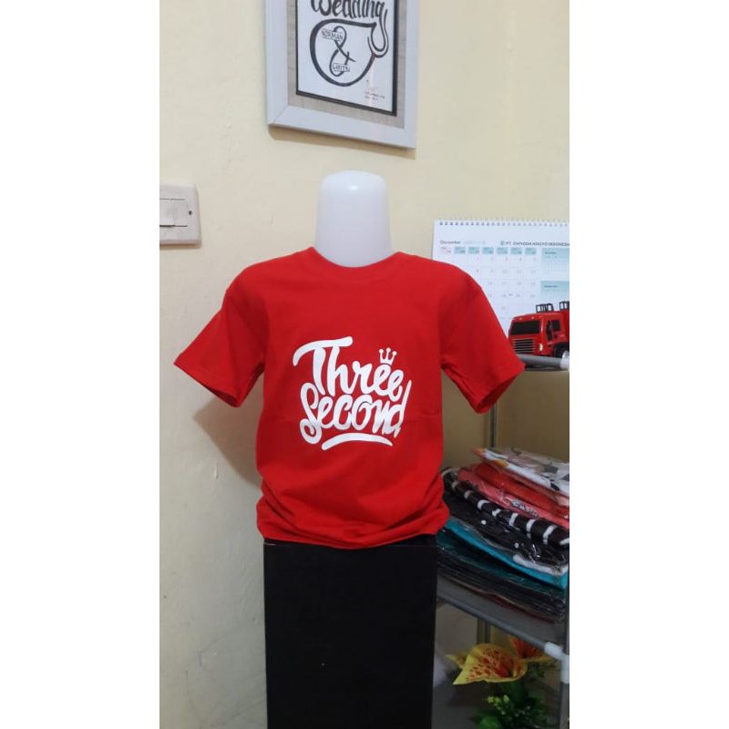 kaos anak three second