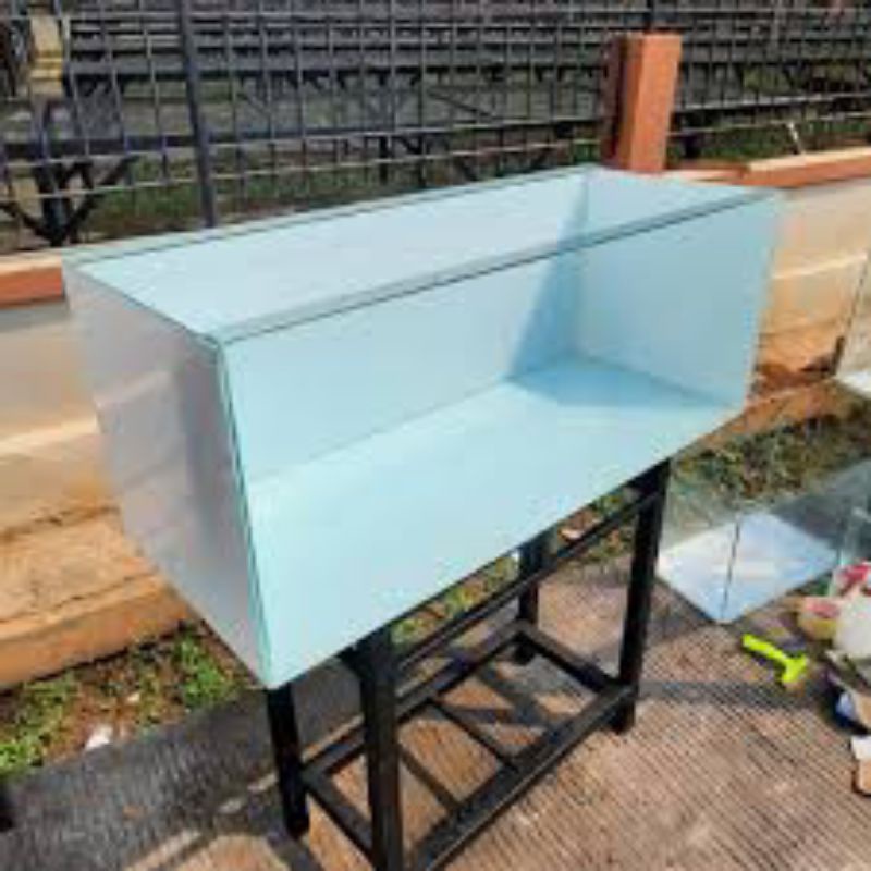 Stiker skotlet Background Aquarium putih glosy