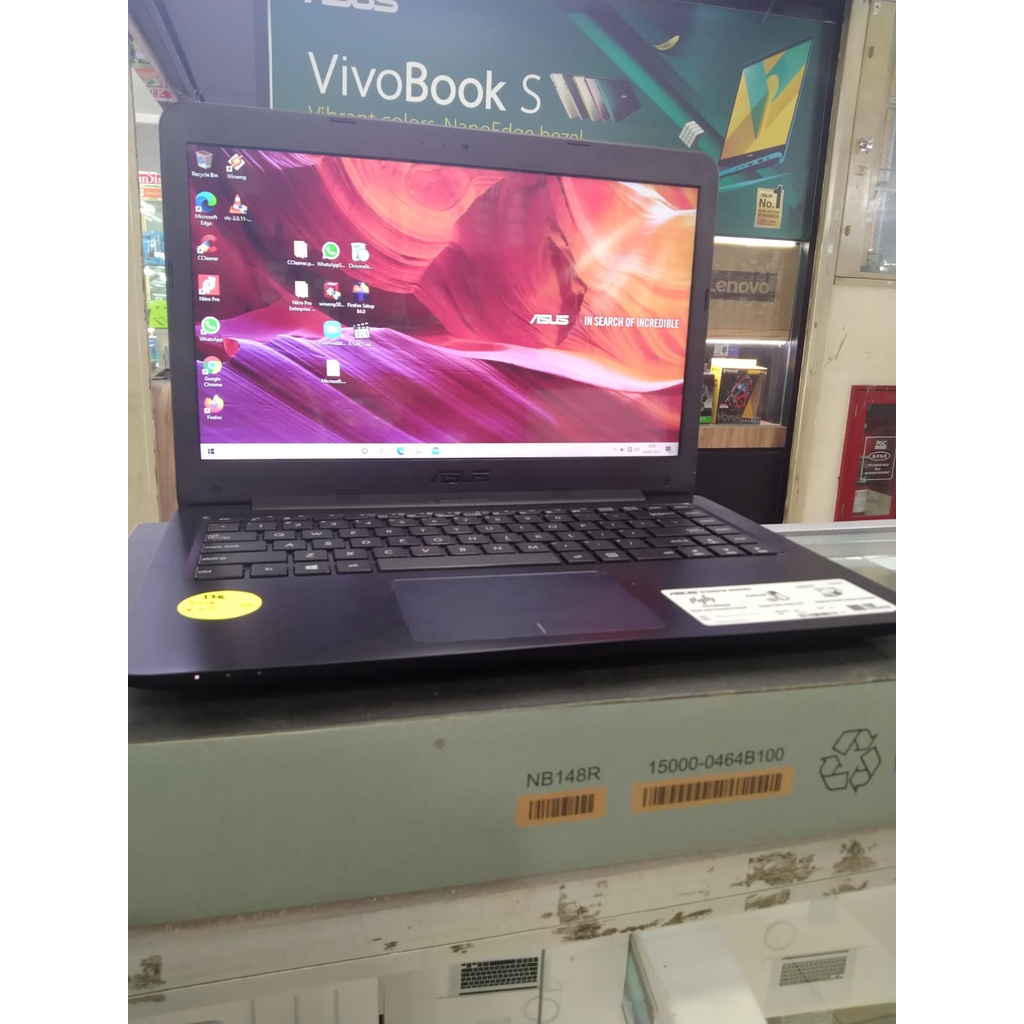 Laptop Leptop SECOND  Seken Bekas Asus E402Y Ram 4gb HDD 1tb fullset Mulus murah berkualitas like new  Garansi Resmi Asus berjalan dan masih Panjang.