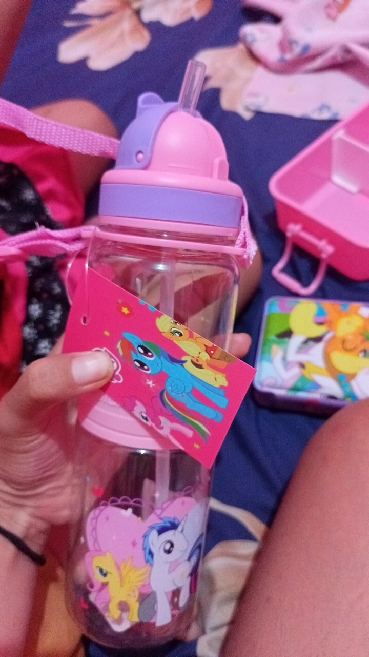 Botol Minum Anak Tinggi Sedotan Karet Tengah Bpa Free