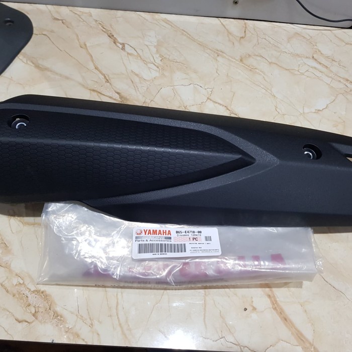 COVER TUTUP TAMENG KNALPOT PANJANG LEXI AEROX 155 ASLI ORI YAMAHA