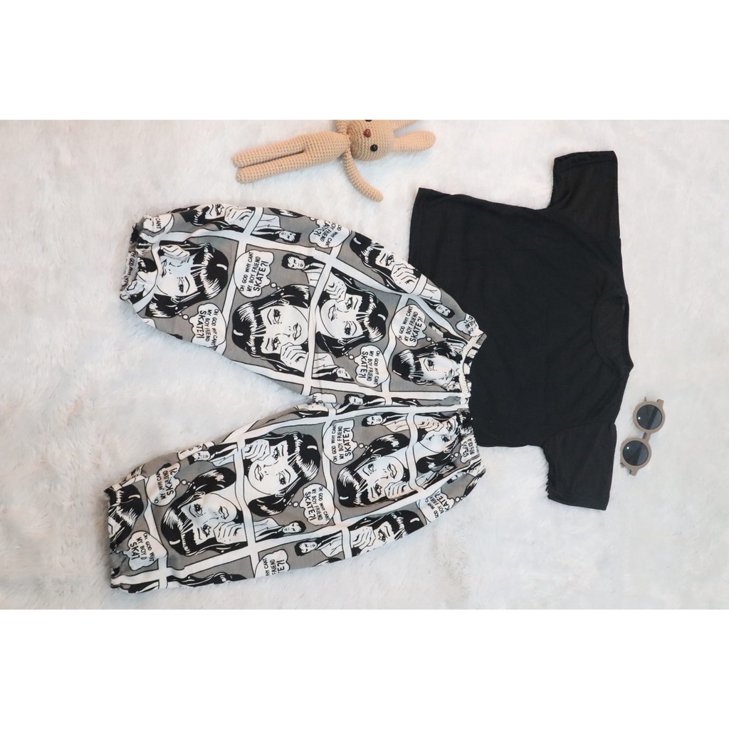 BEFAST - ZTL OOTD Setelan Anak LAMIA / SET Anak Combi Jogger Comic / Set Atasan Kaos Lengan Pendek Polos+Celana Panjang Jogger Motif Comic / Keluaran Terbaru 2022 / Fashion Anak Perempuan Kekinian / Trendy / Setelan Santai Rumahan