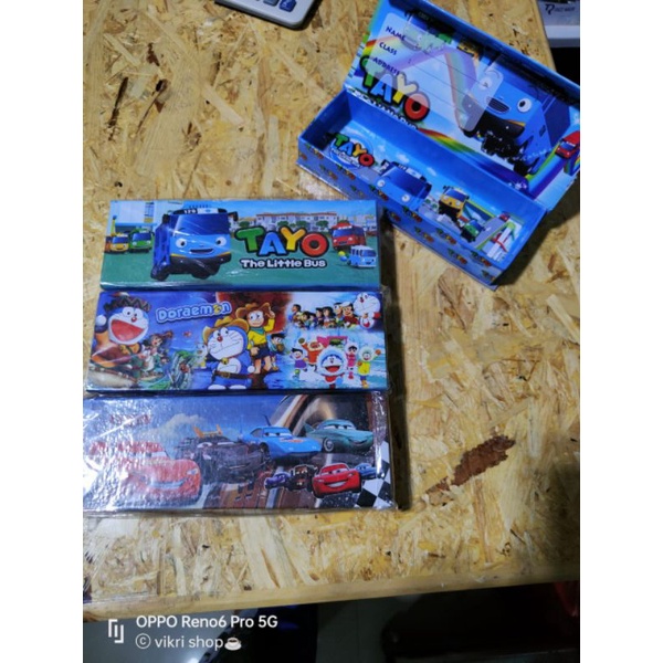 

Tempat Pensil Karakter Anak Lucu