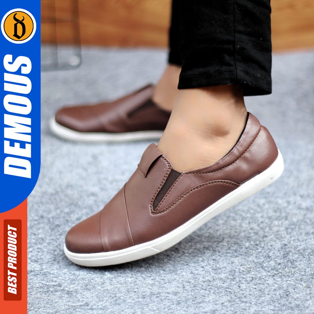 Sepatu Slip On Pria Sepatu Casual Pria Formal Kulit Pu Sepatu Pantofel Kerja Kantor Kuliah Kondangan Sepatu Slop Pria Sepatu Hitam Pria DEMOUS KAZABEL