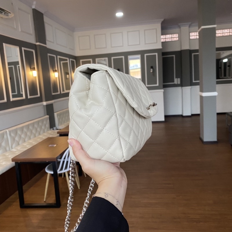 C BIG QUILTED BAG