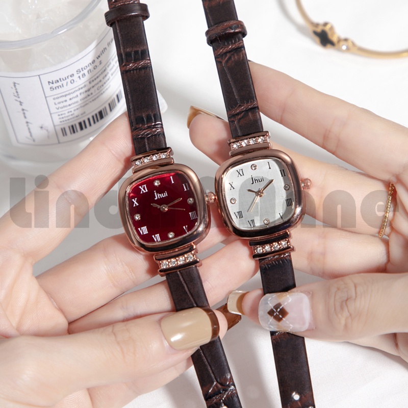 Jam Tangan Jhui Kecil Wanita Analog Strap Pu Dial Kotak Aksen Berlian Imitasi