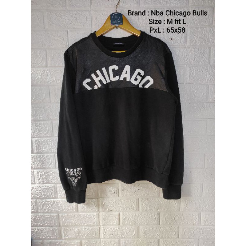 CHICAGO BULLS SECOND ORIGINAL / CREWNECK CHICAGO BULLS SECOND / CHICAGO BULLS BEKAS ORIGINAL