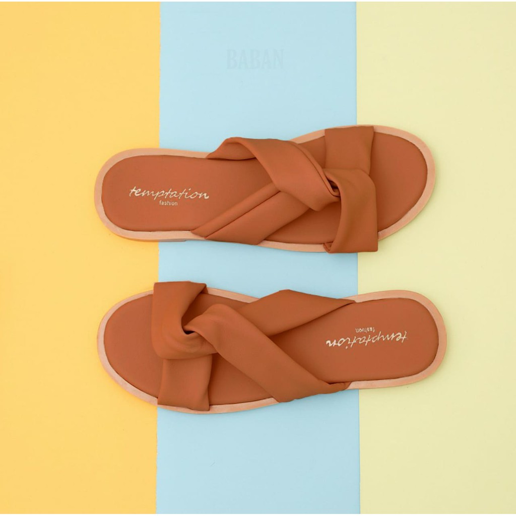 DAFF 10 SANDAL TEPLEK MONICA