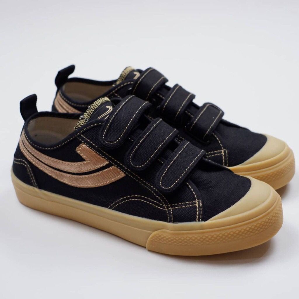 Sepatu johnson black gum low original [ sepatu johnson ]