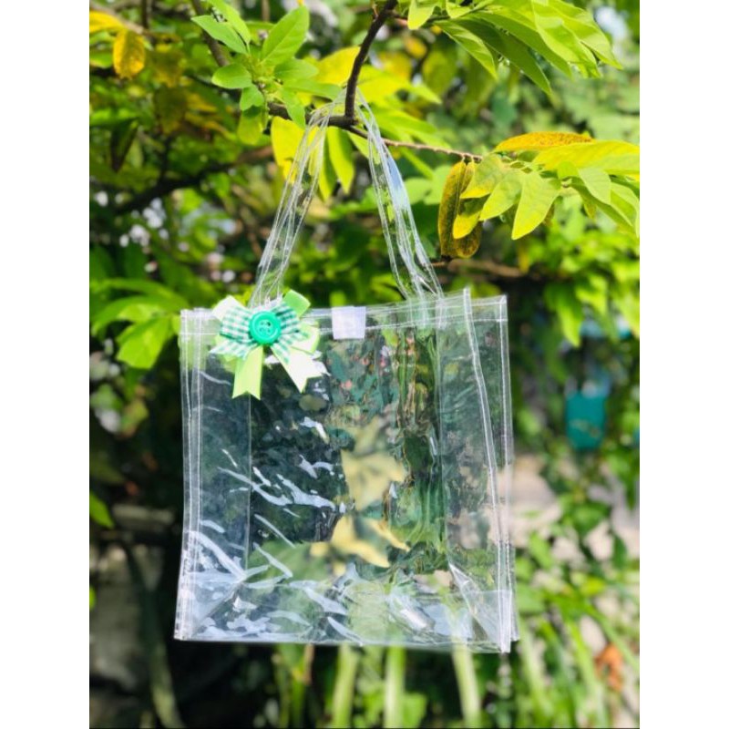 

TAS MIKA 25x25x10cm - GOODIEBAG SUVENIR BALIKPAPAN