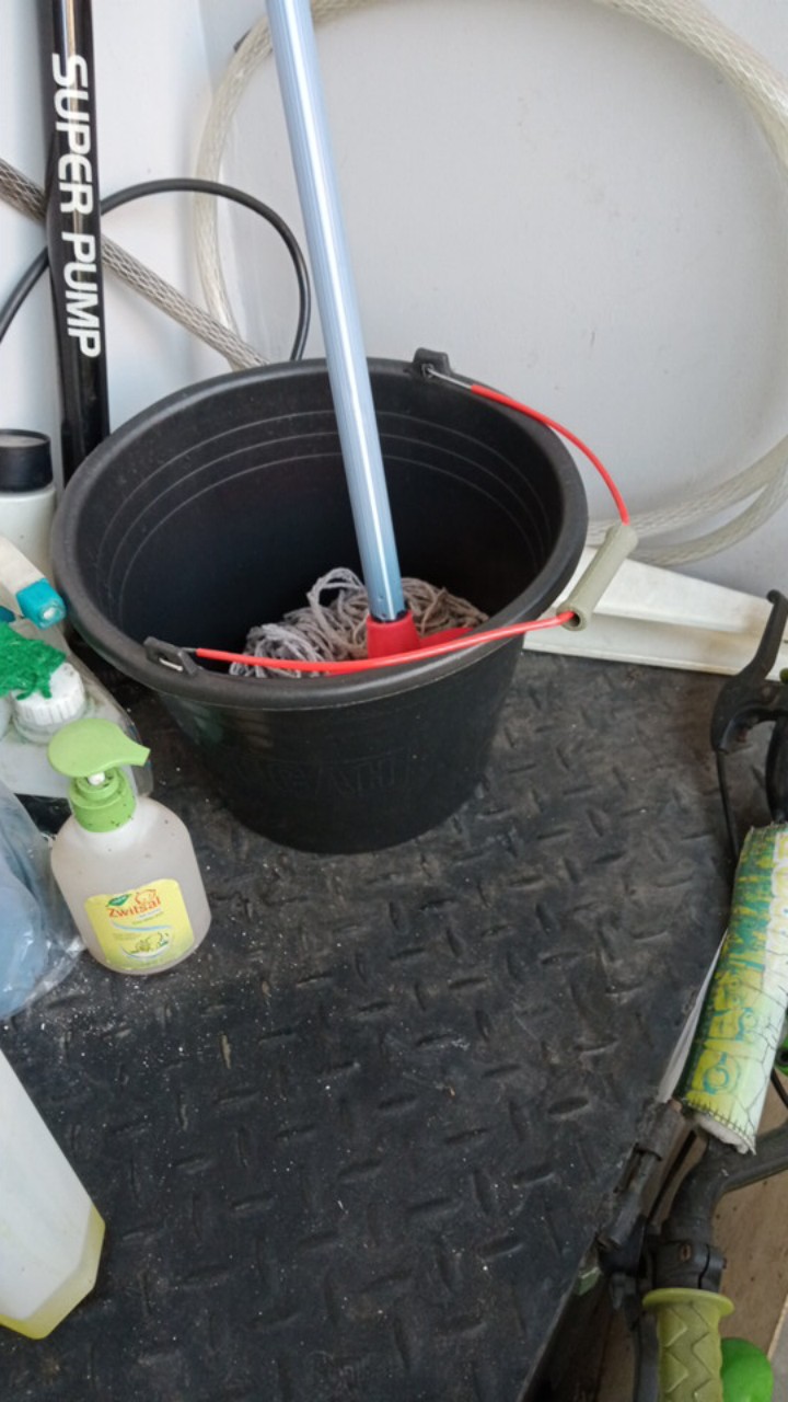 Ember Cor /semen 18 Inch / Ember Cor Karet Hitam /ember Anti Pecah