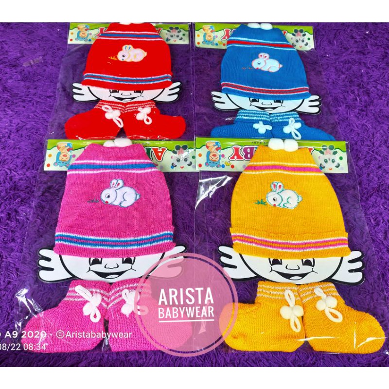 SET topi + kaos kaki bayi rajut