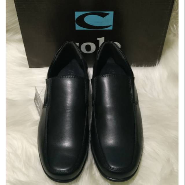 Sepatu Formal Hitam Cole Brand MATAHARI