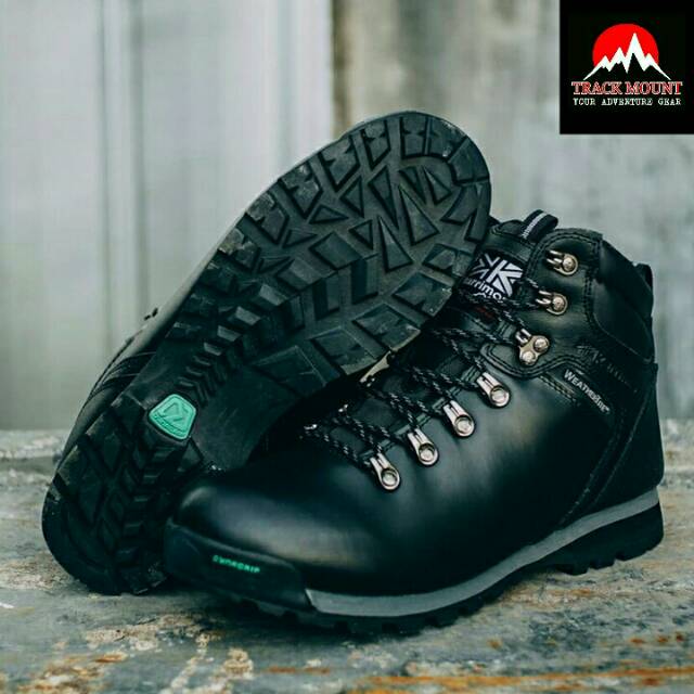 lifestride black boots