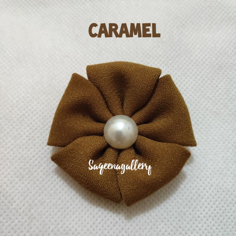 BROS BUNGA MUTIARA BROSS JILBAB MURAH MEWAH BROOCH HIJAB KAIN / SOUVENIR MURAH-Caramel