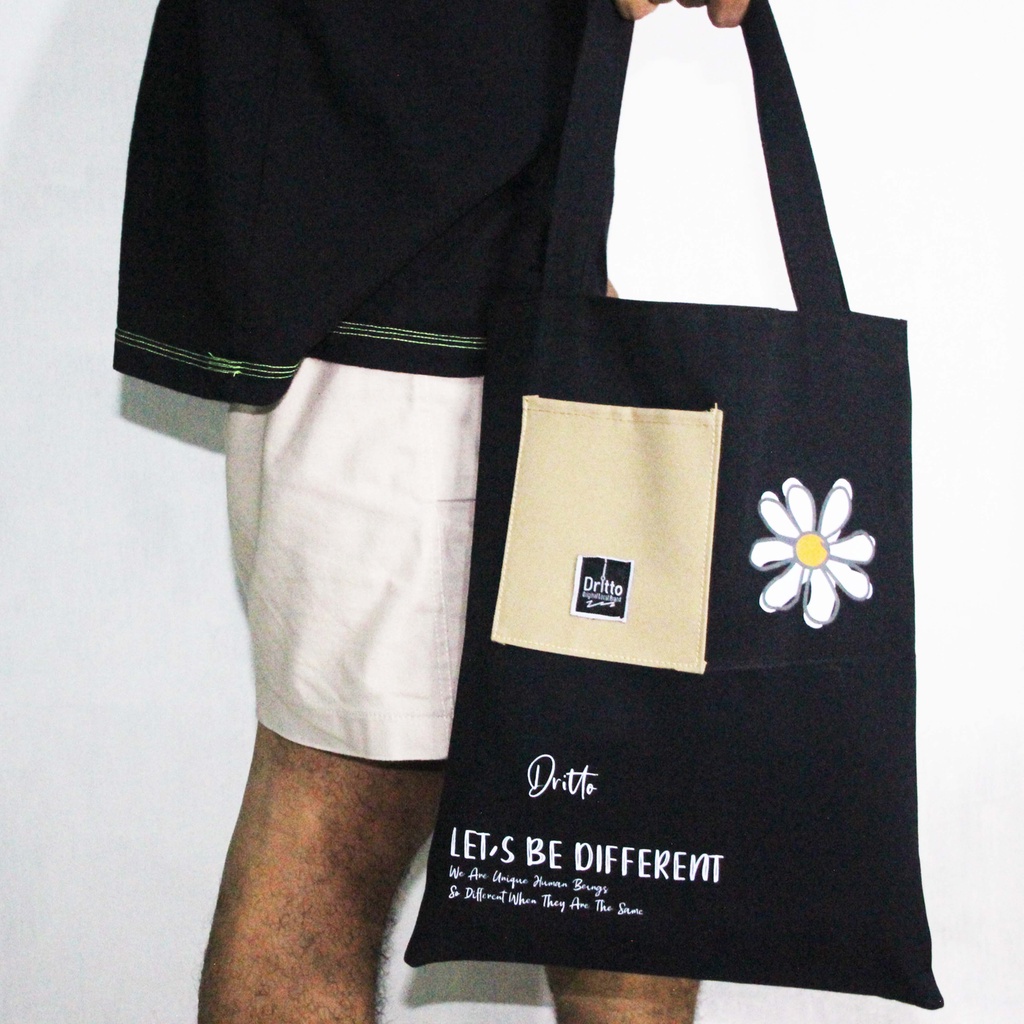 Tote Bag Flowers Different - Totebag Kuliah - Dritto