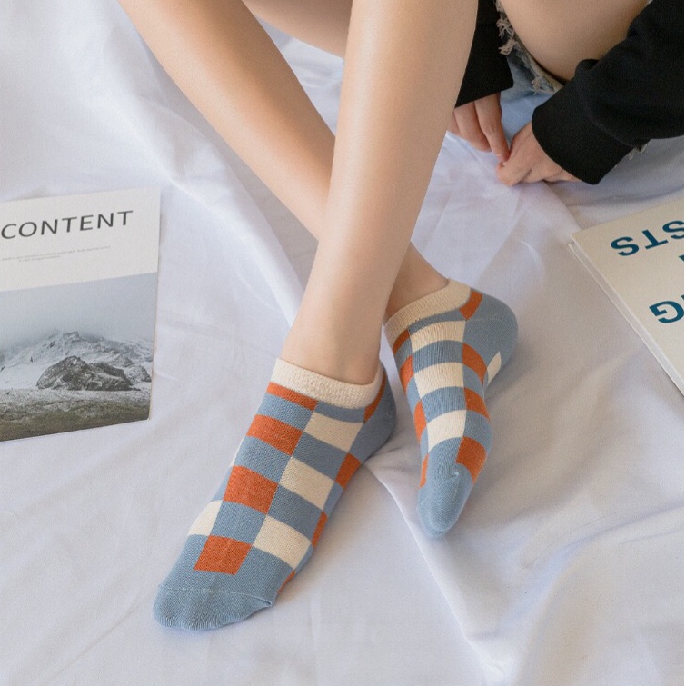 WJ0085 Kaos Kaki Wanita Motif