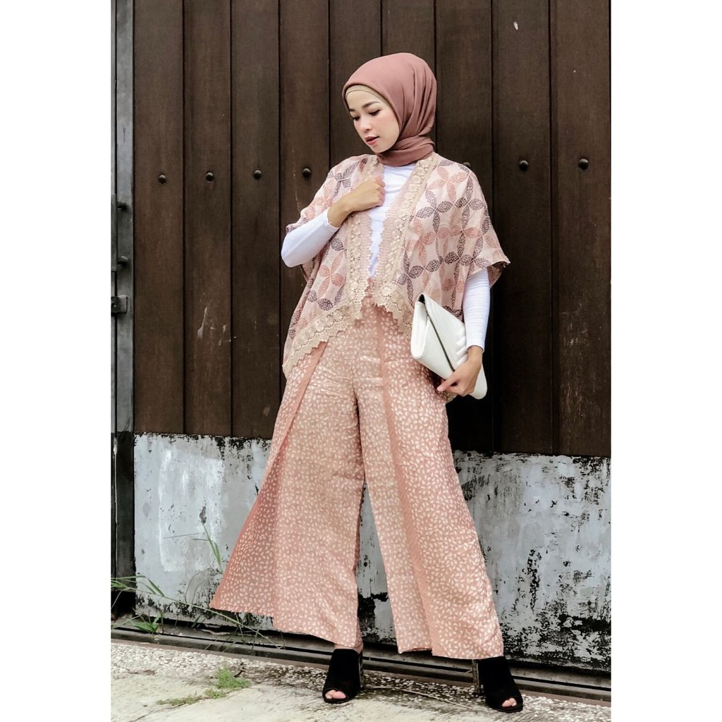 Alisha 2pc With Brocade Cream