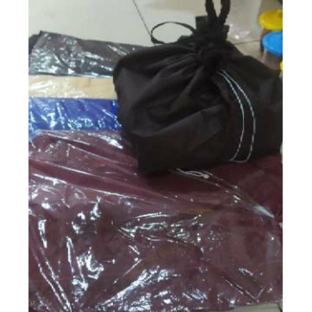 tas kain Serut polos box 25 bahan tebal ukuran box 25/isi 12pcs