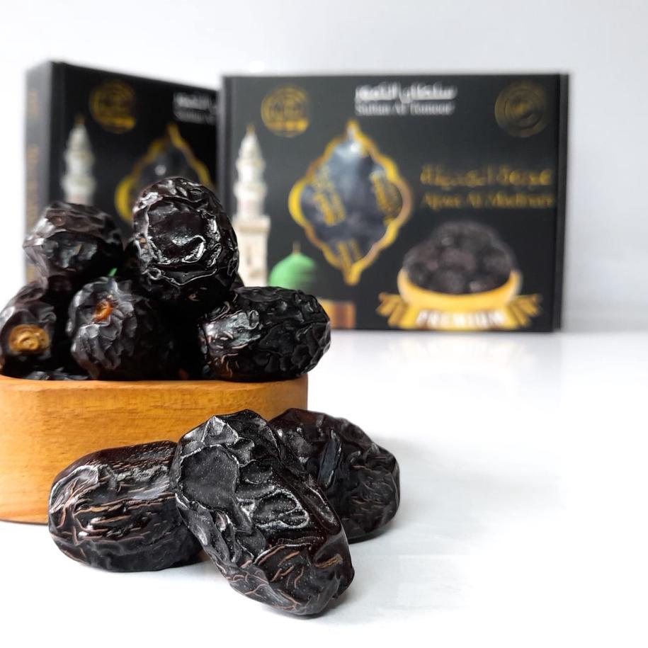 

Merdeka Kurma Ajwa 1kg / Kurma Ajwa Medium / Kurma Ajwa Al Madinah Premium #