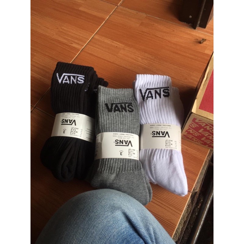 kaos kaki vans