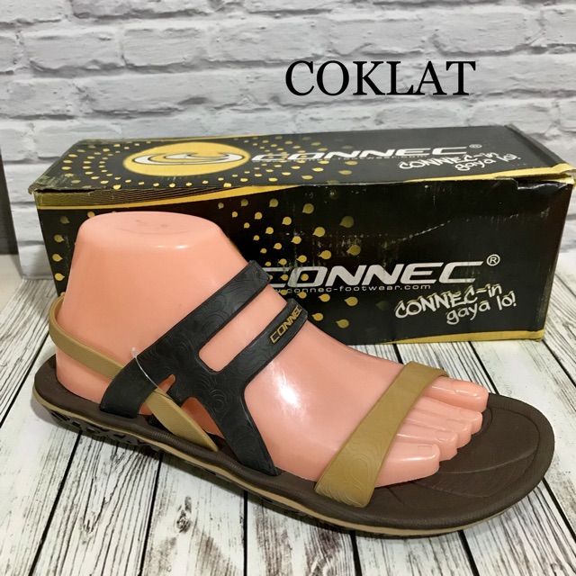 [CUCI GUDANG] SANDAL GUNUNG CEWEK CONNEC CONNIE