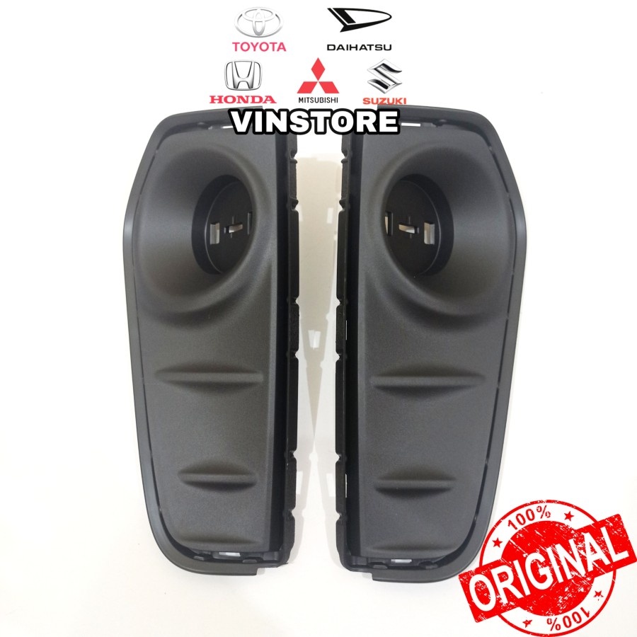 Cover Reflektor Garnish Bemper Belakang Avanza VELOZ 2018-2021 Ori - Kiri