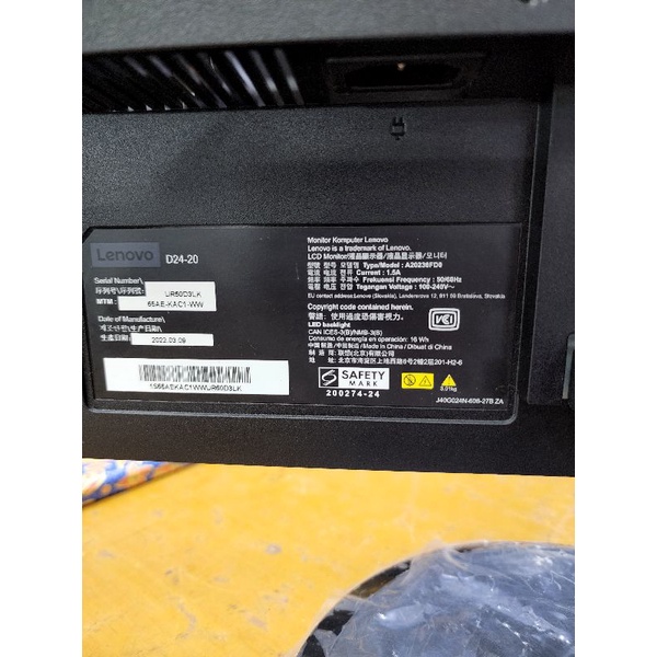 MONITOR LED DELL 22 INCH WIDE RESOLUSI FULL HD 1920X1080 KAKI NAIK TURUN BISA DI PUTAR