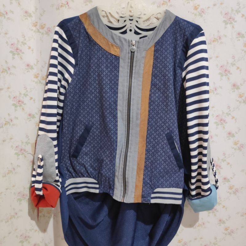 OLINE WORKROBE Preloved