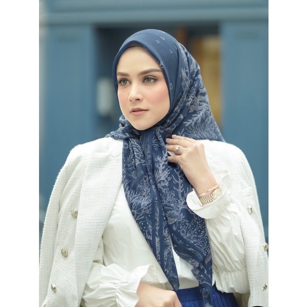 Buttonscarves El Mar Minorca Square - Ocean