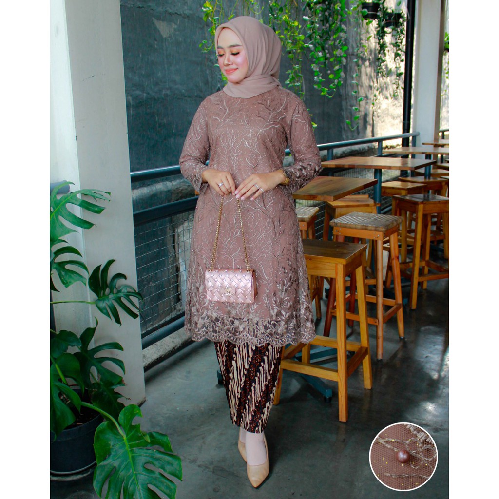 Kebaya Modern Tile Vania Setelan Rok Plisket