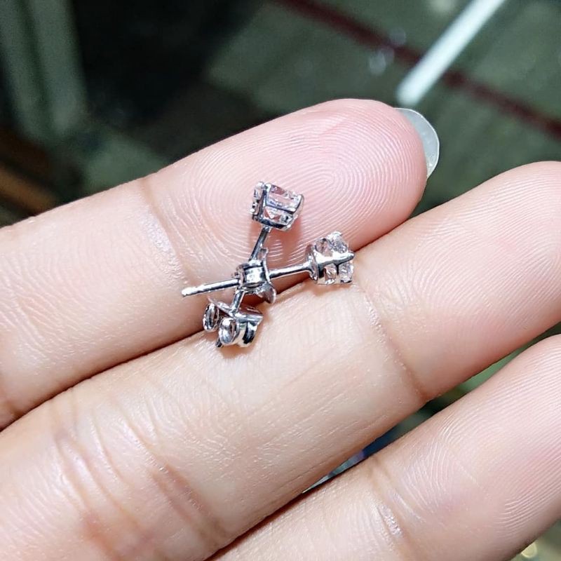 Anting Titanium Wanita Anti Karat Dan Tidak Gatal Saat Digunakan