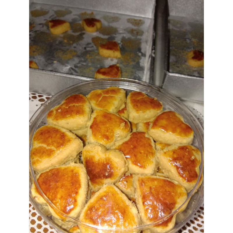 

kue kacang original