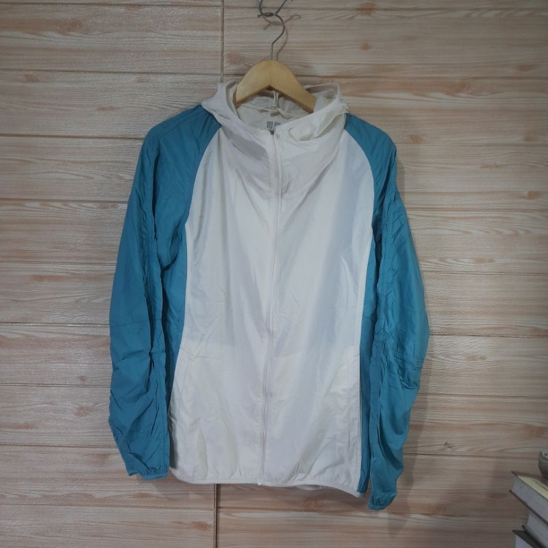 Jaket Uniqlo Size M P65 x L55