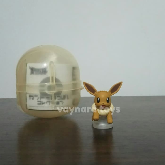 pokemon figure eevee gashapon with base