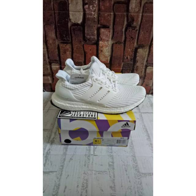 SEPATU ADIDAS ULTRABOOST 4.0 TRIPLE WHITE (UA) BNIB