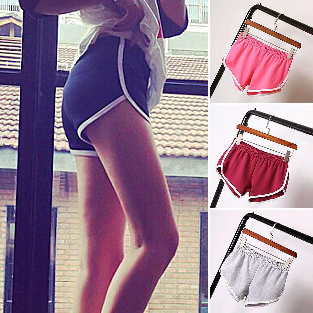 Pakaian Olahraga Wanita  Celana  Pendek  Sport Model Skinny 