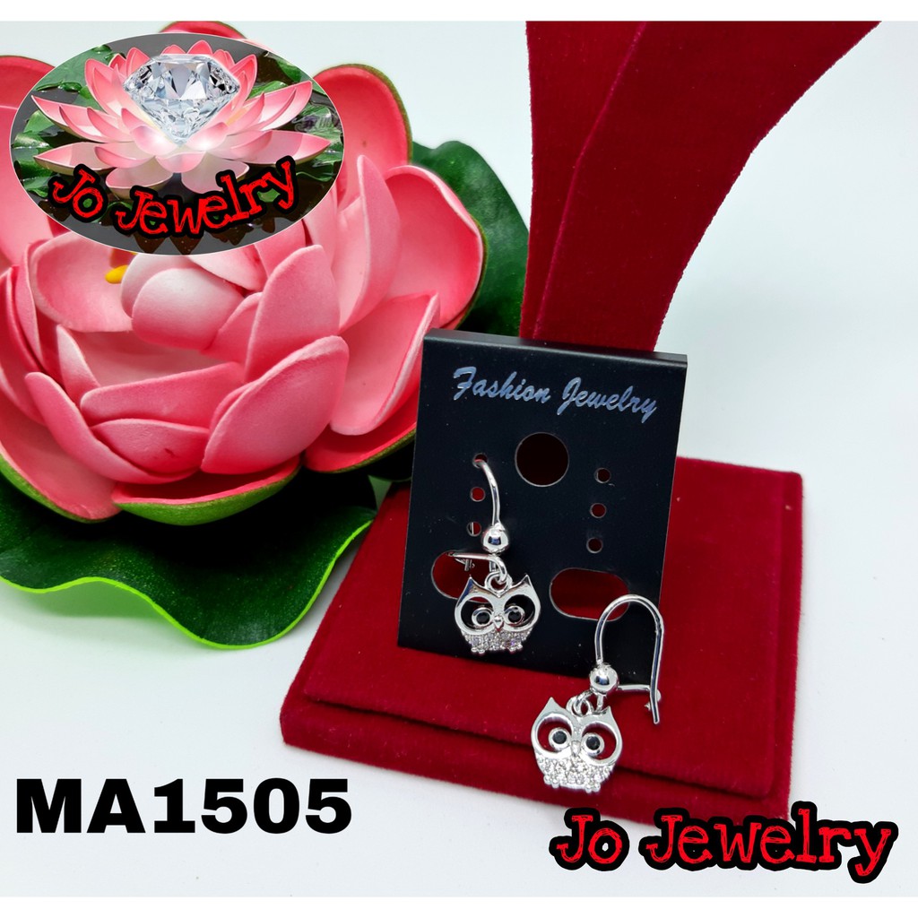 Anting xuping warna putih burung hantu