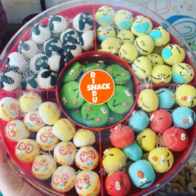 

Paket Kue Kering Karakter Animasi
