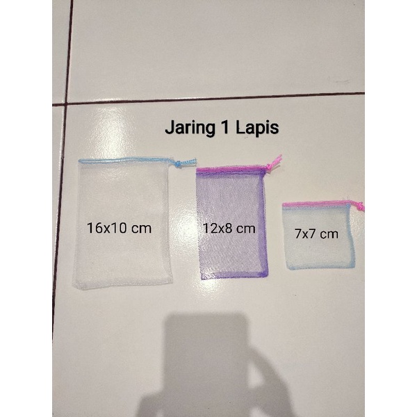 Jaring Sabun 1 lapis (16x10 cm), (7x7 cm). Harga per pcs