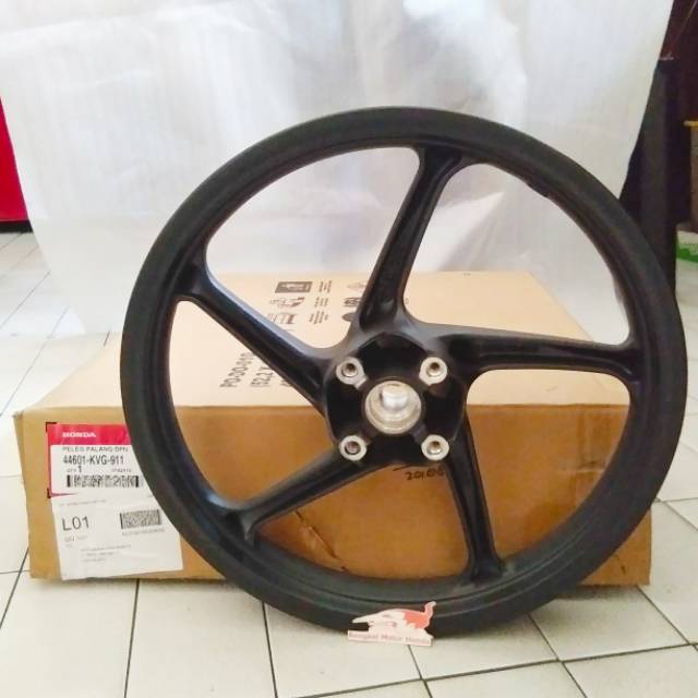Peleg Palang Velg Racing Depan Hitam Vario Scoopy Beat Asli HGP 44601-KVG-911