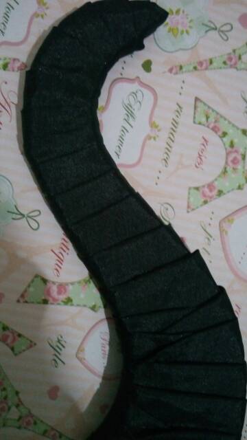 Bando tanduk hitam mirip maleficent