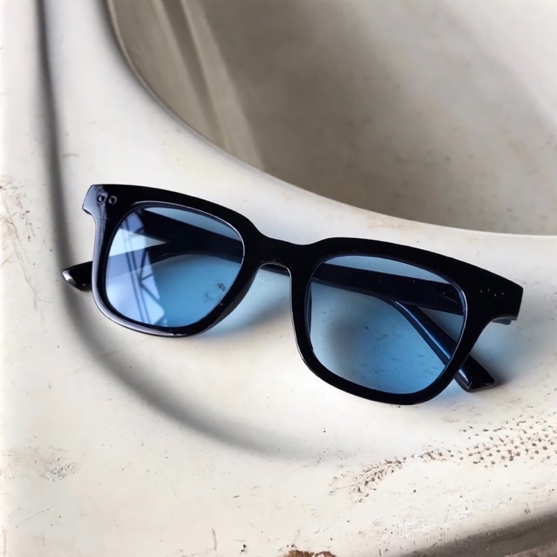 Kacamata Vincent Black Blue