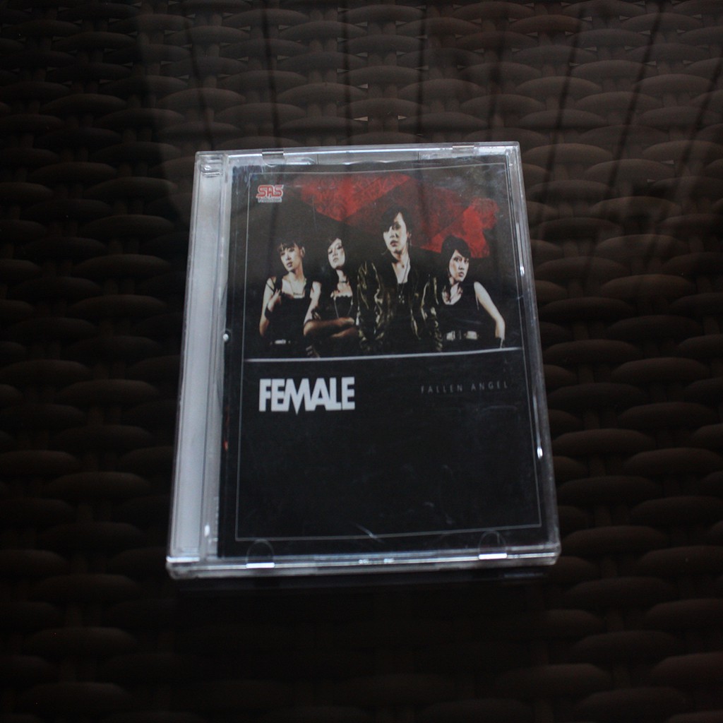 CD female - fallen angel