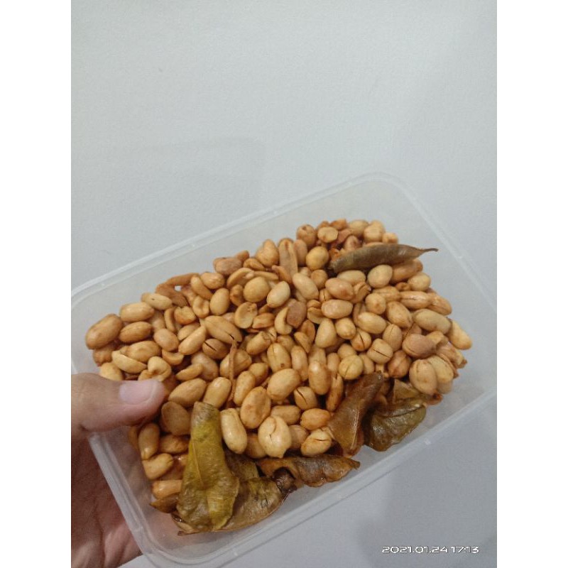 

kacang goreng ..