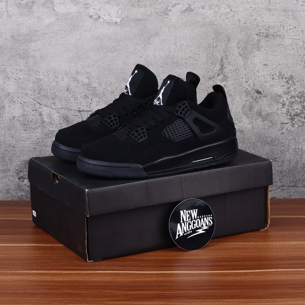 aj 4 black